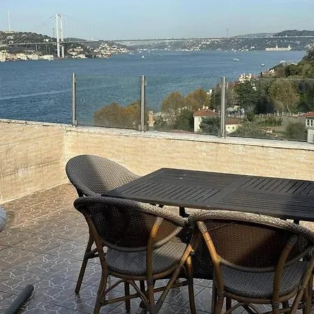 5+2 Flat With Bosphorus Seaview Apartamento